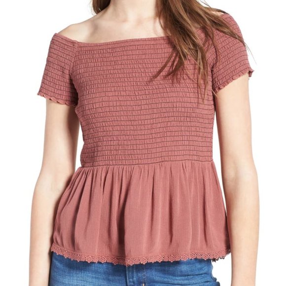 CHLOE & KATIE OFF THE SHOULDER SMOCKED TOP - Picture 1 of 8